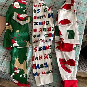 Carter’s Christmas 2 piece set pajamas